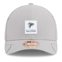 Men's New Era Gray Atlanta Falcons 2025 Sideline  M-Crown 9FORTY Adjustable Hat