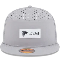 Men's New Era Gray Atlanta Falcons 2025 Sideline  Split Panel 9FIFTY Snapback Hat