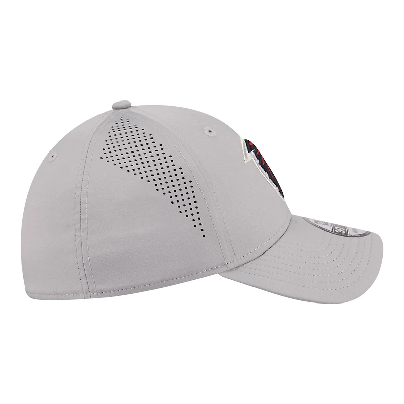 Casquette New Era Flex grise Atlanta Falcons perforée pour homme 39THIRTY