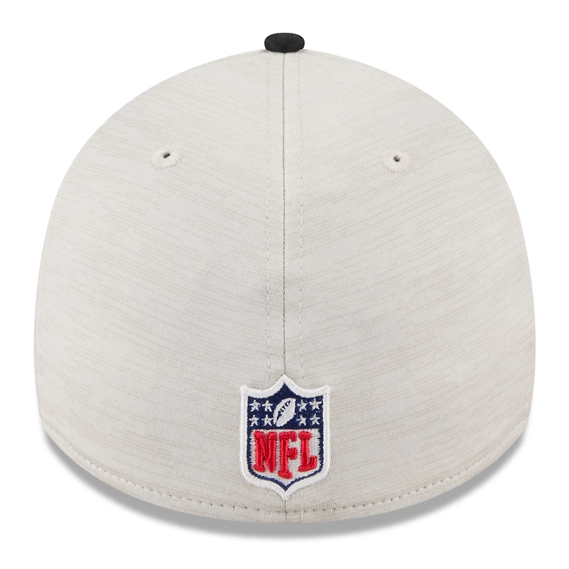 Men's New Era Stone/Black Atlanta Falcons 2024 Sideline Historic 39THIRTY Flex Hat