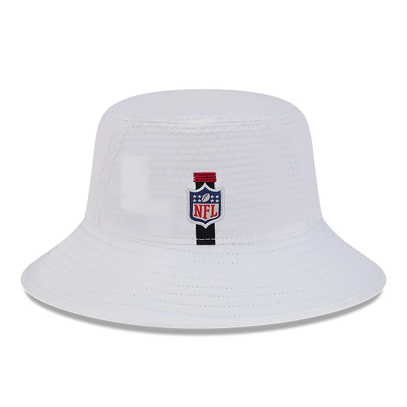 Chapeau bob extensible New Era pour hommes des Atlanta Falcons 2024 NFL Training Camp blanc