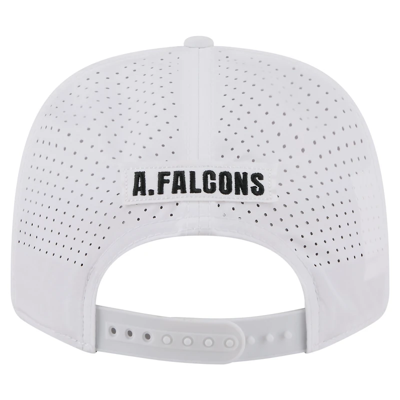 Casquette ajustable New Era blanche Atlanta Falcons pour homme, modèle 9SEVENTY, avec plaque nominative.