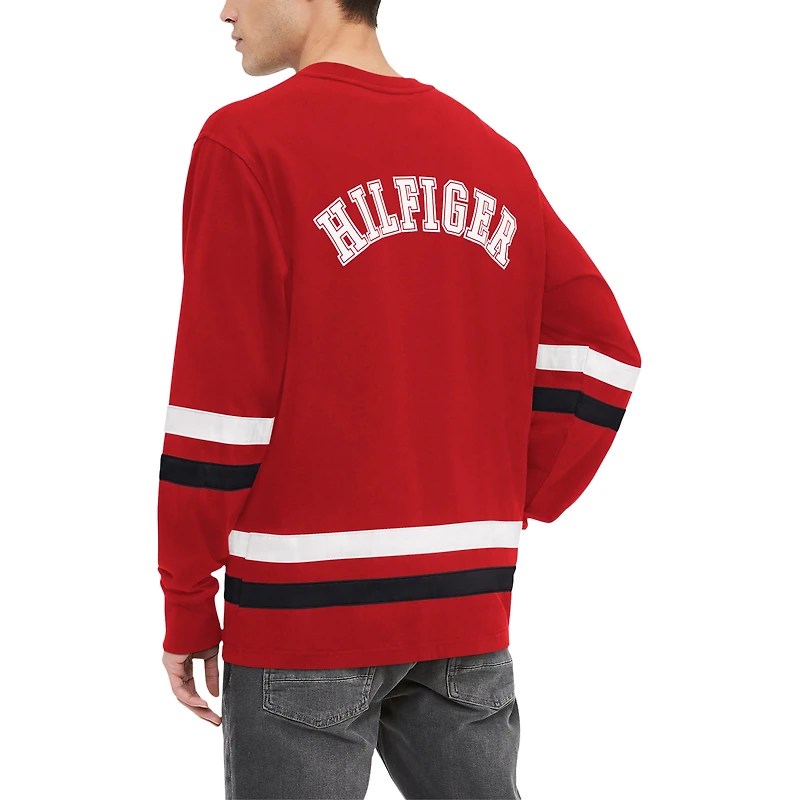 T-shirt à manches longues Tommy Hilfiger rouge/noir Atlanta Falcons Nolan pour hommes