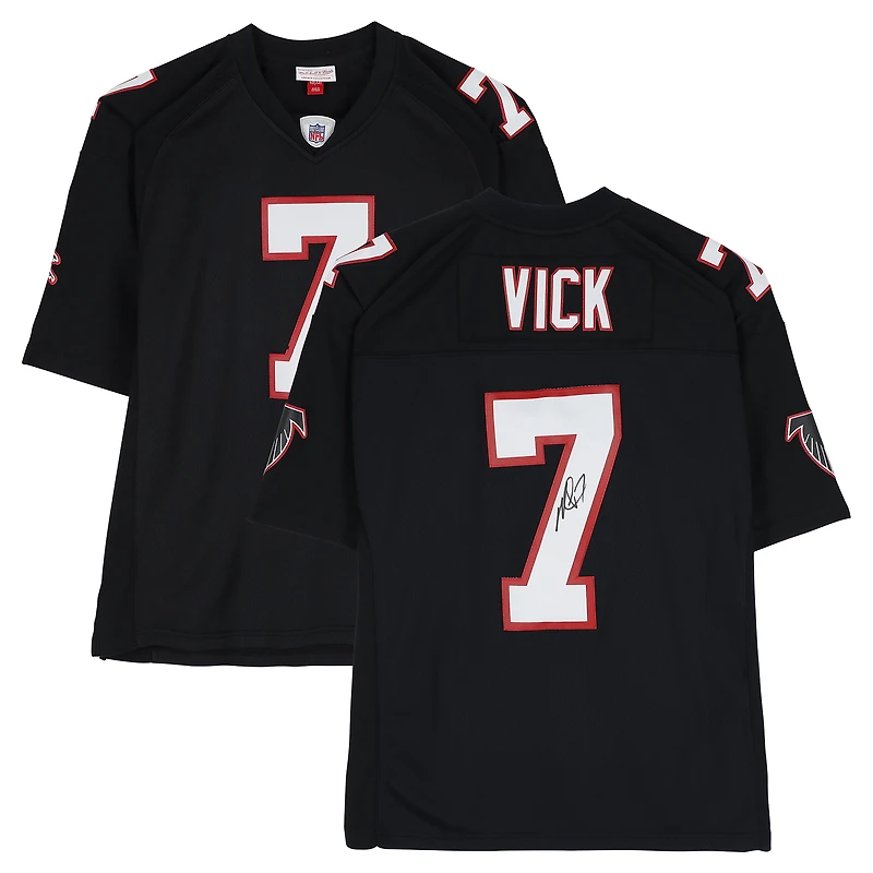 Maillot Mitchell & Ness Legacy noir autographié de Michael Vick (Atlanta Falcons), édition 2002