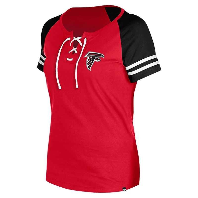 T-shirt raglan à lacets rouge Atlanta Falcons New Era pour femme