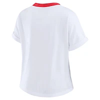T-shirt court à rayures centrales blanc pour femme WEAR by Erin Andrews des Falcons d'Atlanta