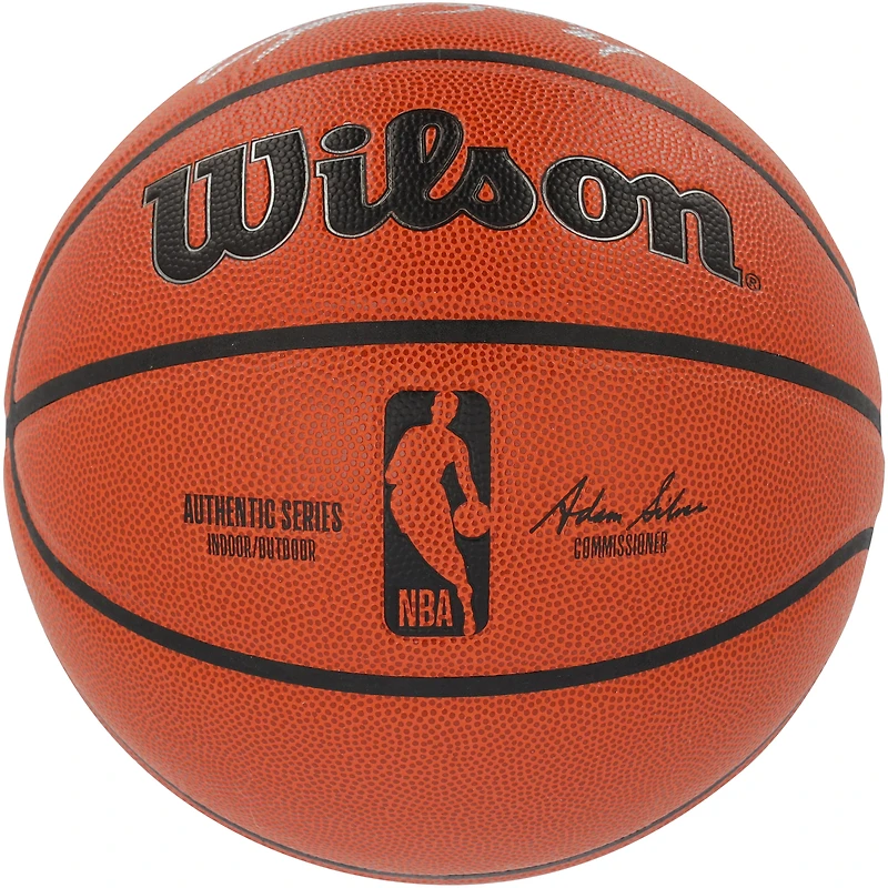 Ballon de basket-ball intérieur/extérieur Wilson Authentic Series autographié par Dominique Wilkins Atlanta Hawks