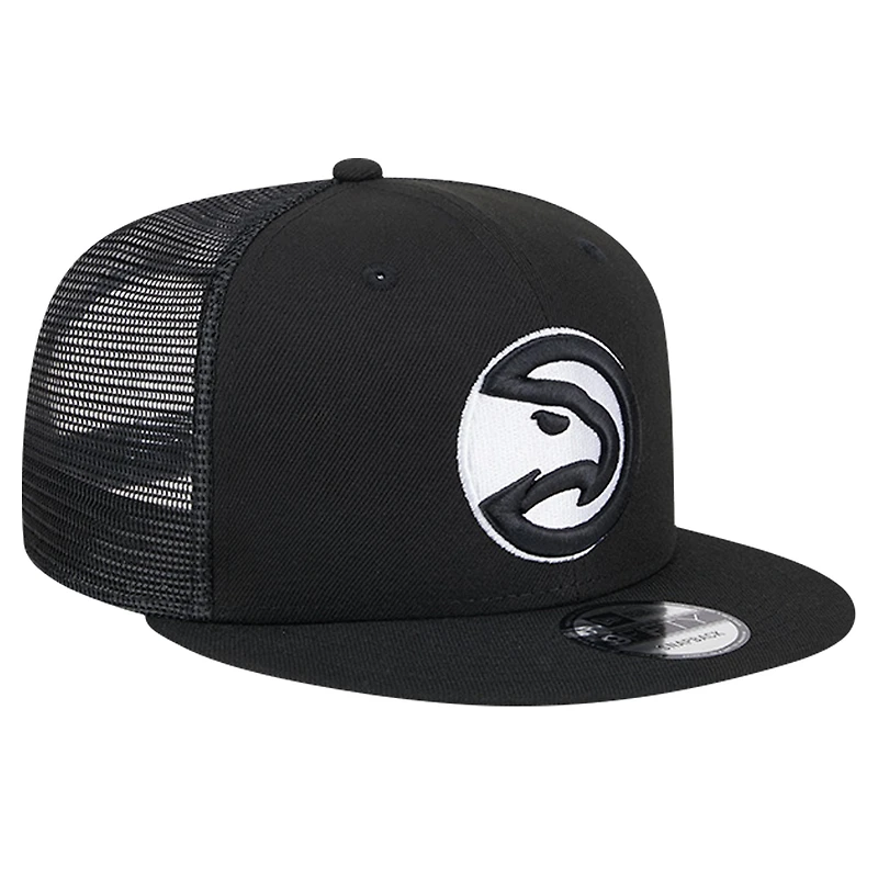 Men's New Era Black Atlanta Hawks 9FIFTY Snapback Trucker Hat