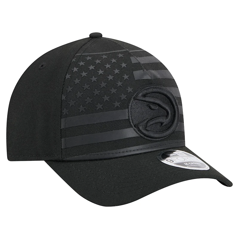 Men's New Era  Black Atlanta Hawks Game Day Flag A-Frame 9FORTY Adjustable Hat