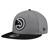 Men's New Era  Gray Atlanta Hawks Core Logo Storm Gray Two-Tone 9FIFTY Snapback Hat