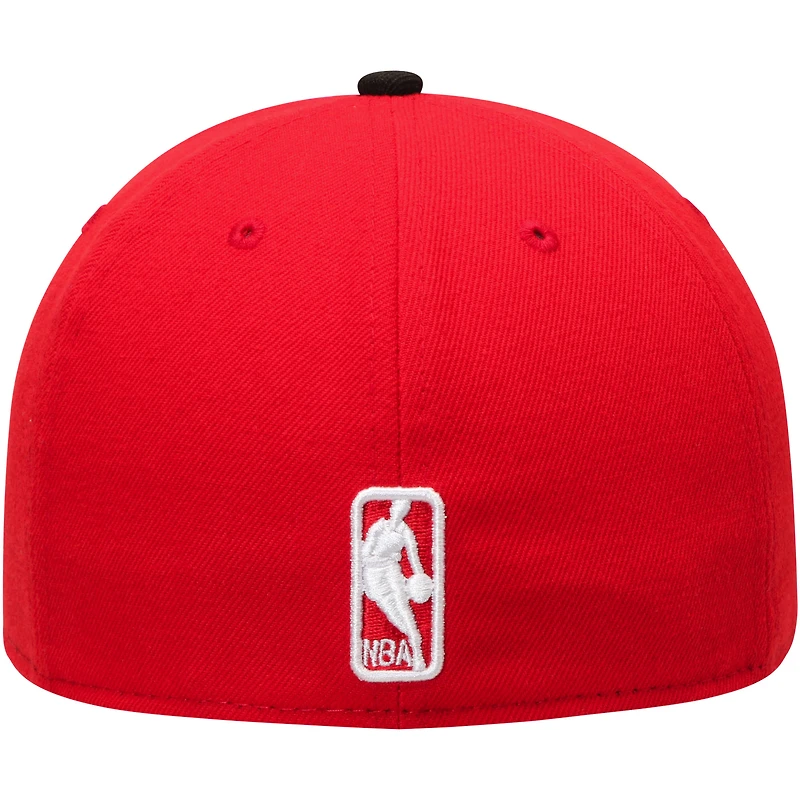 Casquette ajustée 59FIFTY 2Tone de l'équipe officielle des Atlanta Hawks New Era pour homme, rouge/noir