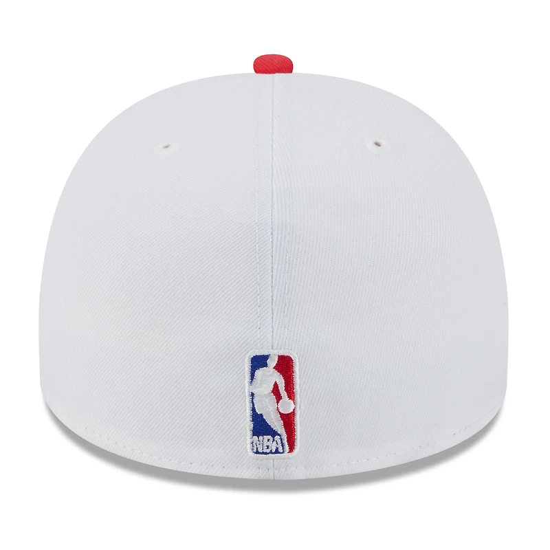Casquette ajustée New Era 59FIFTY blanche/rouge pour homme, Atlanta Hawks, NBA Draft 2025