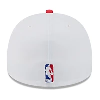 Casquette ajustée New Era 59FIFTY blanche/rouge pour homme, Atlanta Hawks, NBA Draft 2025
