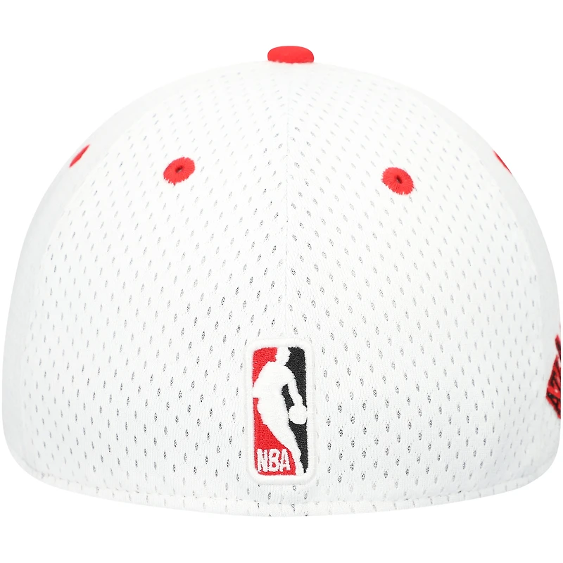 Men's New Era White/Red Atlanta Hawks Throwback 2Tone 59FIFTY Fitted Hat