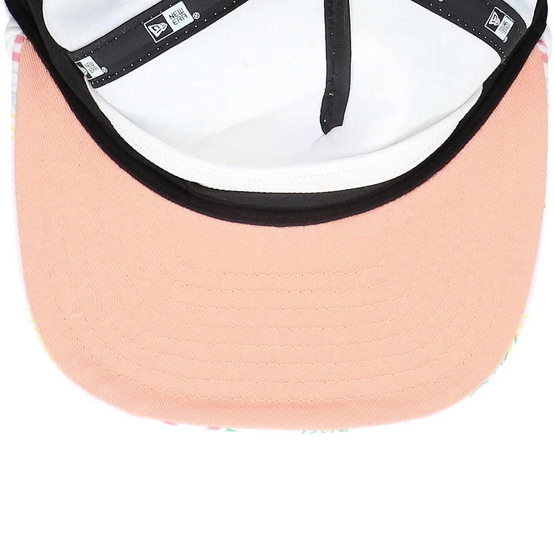 Casquette réglable de golfeur New Era pour hommes, Atlanta Hawks, palmiers et vagues, blanche