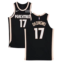 Maillot Nike City Edition noir n° 17 porté par Onyeka Okongwu (Atlanta Hawks) lors du match contre les Cleveland Cavaliers le 10 avril 2026 - Taille 50+4