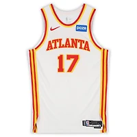 Maillot blanc Nike porté par Onyeka Okongwu (Atlanta Hawks) lors du match n° 17 contre les Portland Trail Blazers le 1er mars 2026 - Taille 50+4