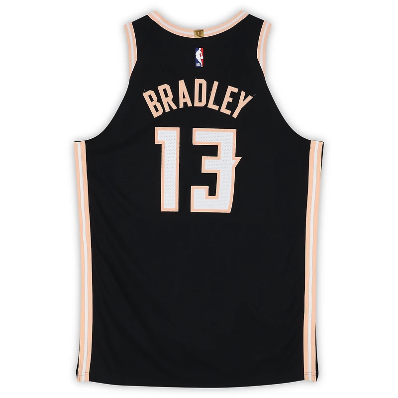 Maillot Nike City Edition noir n° 13 porté par Tony Bradley (Atlanta Hawks) lors du match contre les Cleveland Cavaliers le 10 avril 2026 - Taille 54+4