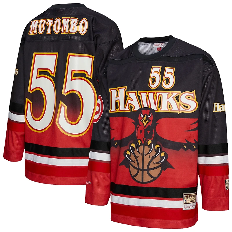 Maillot de hockey unisexe Mitchell & Ness Dikembe Mutombo rouge des Atlanta Hawks Maxxed Out Fashion