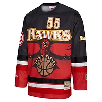 Maillot de hockey unisexe Mitchell & Ness Dikembe Mutombo rouge des Atlanta Hawks Maxxed Out Fashion