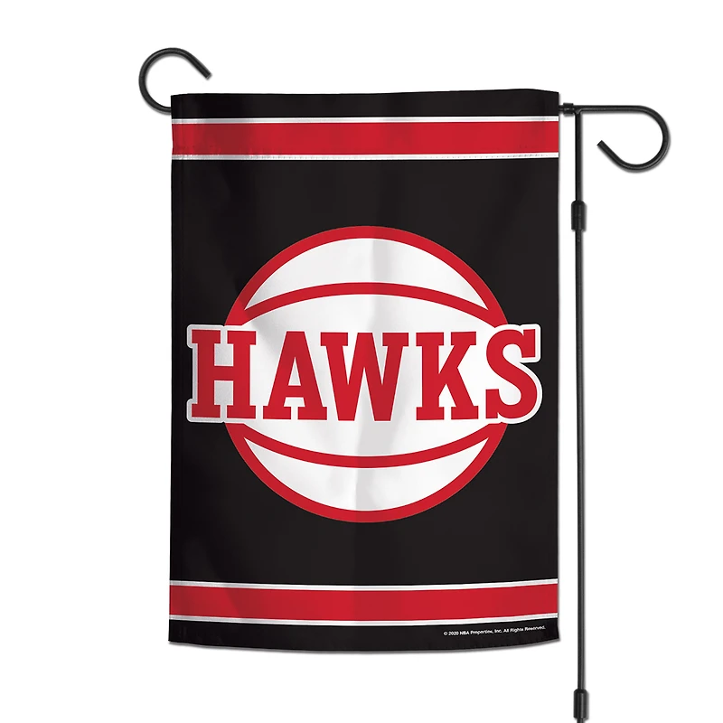 WinCraft Atlanta Hawks Drapeau de jardin de l'équipe préférée 12'' x 18''