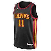 Maillot Jordan Brand Trae Young noir Swingman des Atlanta Hawks pour jeunes - Édition Statement