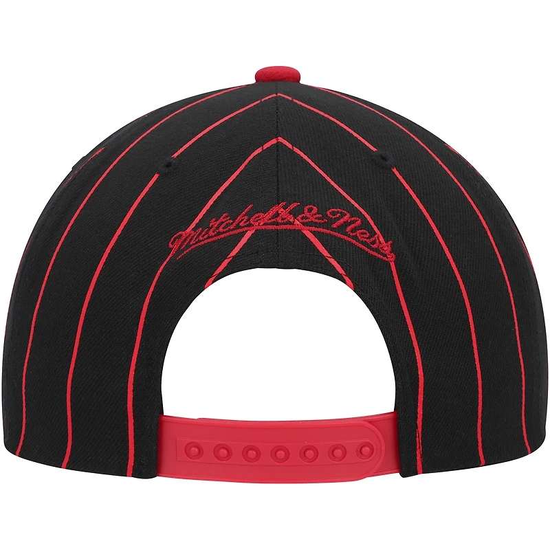 Men's Mitchell & Ness Black Atlanta United FC Team Pin Snapback Hat