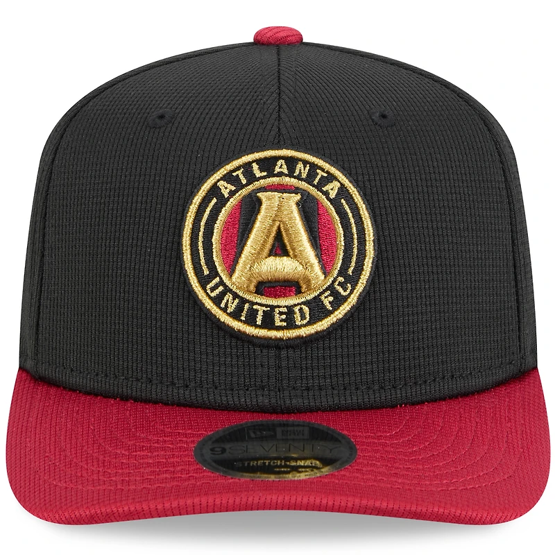 Casquette extensible à boutons-pression Atlanta United FC 2025 Jersey Hook 9SEVENTY New Era noire/rouge pour homme