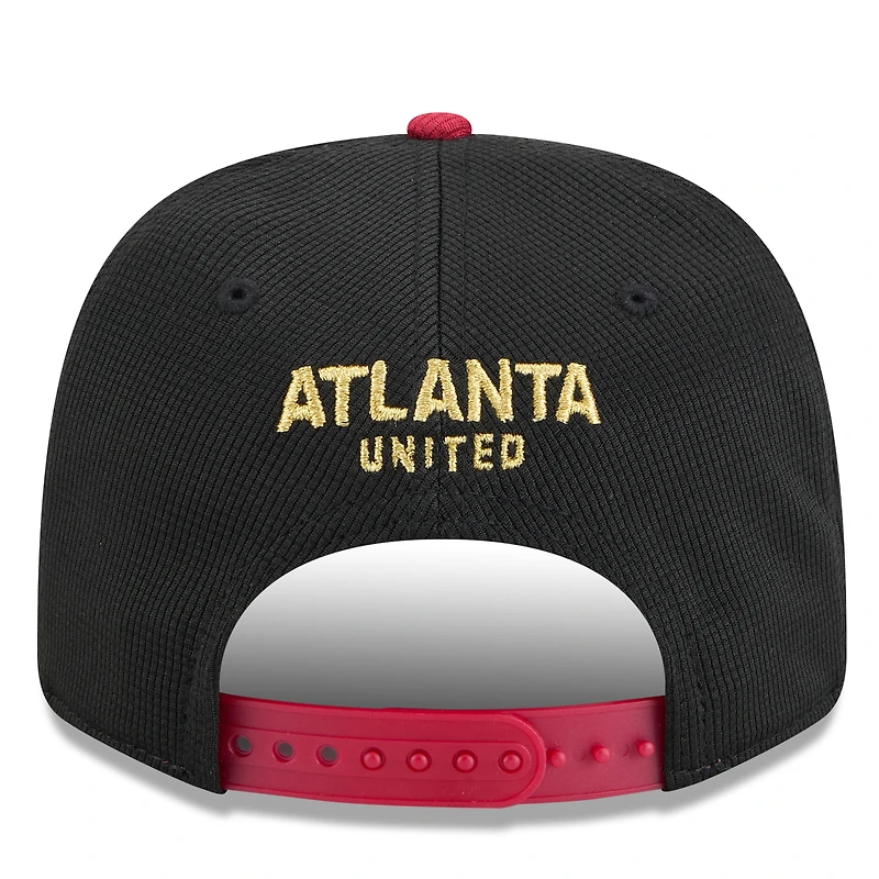 Casquette extensible à boutons-pression Atlanta United FC 2025 Jersey Hook 9SEVENTY New Era noire/rouge pour homme