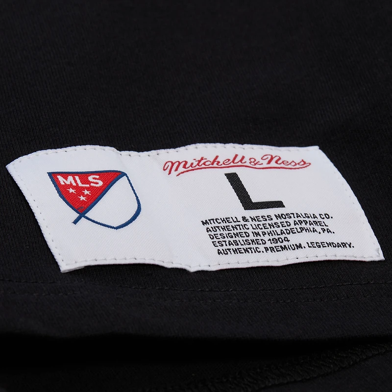 T-shirt noir Mitchell & Ness Atlanta United FC Playmaker