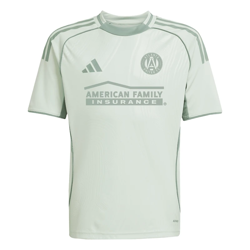 Haut d'avant-match adidas vert clair Atlanta United FC 2025 One Planet pour jeunes