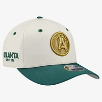Youth New Era Cream Atlanta United FC Jersey Hook 9SEVENTY Adjustable Hat
