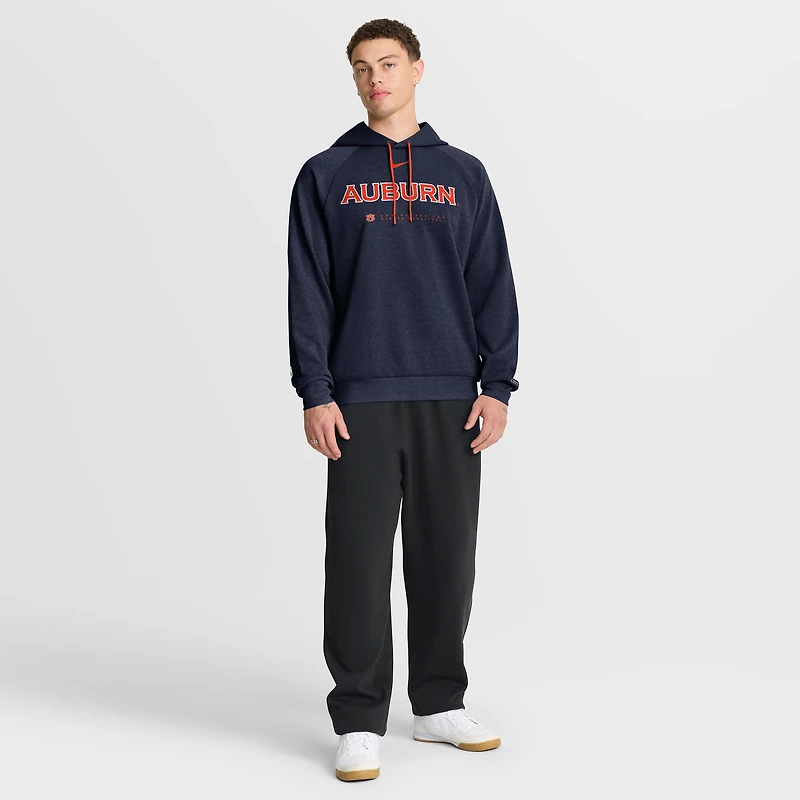 Sweat à capuche Nike bleu marine Auburn Tigers 2025 Courtside Basketball Practice Raglan Dri-FIT pour homme