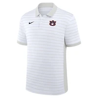 Polo Nike blanc Dri-FIT pour homme, coupe début de saison 2025, avec rayures Victory Sideline des Auburn Tigers