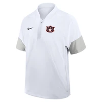 Veste d'entraîneur Nike blanche Auburn Tigers 2025 Sideline à manches courtes et fermeture éclair quart de cercle Dri-FIT pour homme