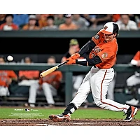 Adley Rutschman, des Orioles de Baltimore, photo son premier coup sûr lors ses débuts en MLB (non signé)