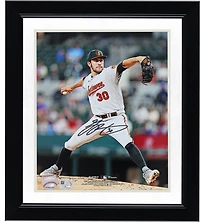 Photographie autographiée de Grayson Rodriguez pour ses débuts en MLB par les Orioles de Baltimore, 8" x 10"