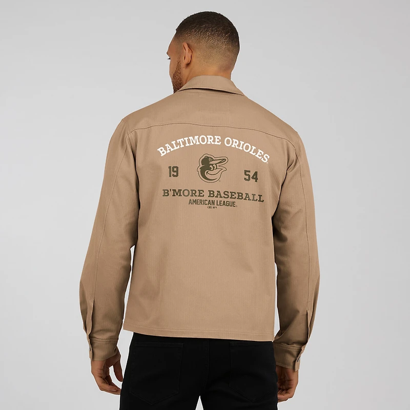 Veste zippée délavée et vieillie pour homme de la collection Darius Rucker par Fanatics des Baltimore Orioles, couleur tan