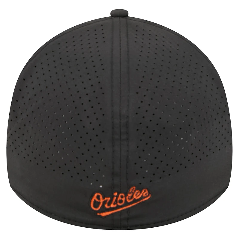 Men's New Era  Black Baltimore Orioles 39THIRTY A-Frame Perforated Flex Hat