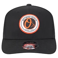 Casquette extensible à bouton-pression New Era 9SEVENTY noire avec écusson circulaire des Orioles de Baltimore pour homme