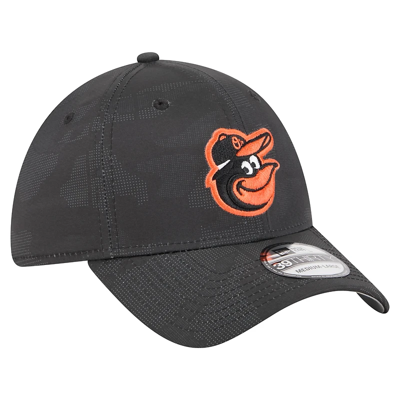 Casquette New Era 39THIRTY Flex noire à motif camouflage ton sur pour homme, Orioles de Baltimore