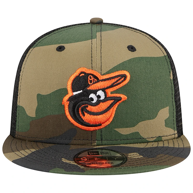 Casquette New Era Camo Baltimore Orioles Woodland Camo Trucker 9FIFTY Snapback pour homme