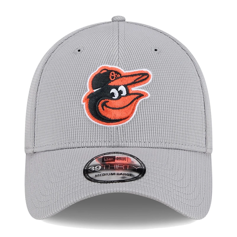 Men's New Era Gray Baltimore Orioles Active Pivot 39THIRTY Flex Hat