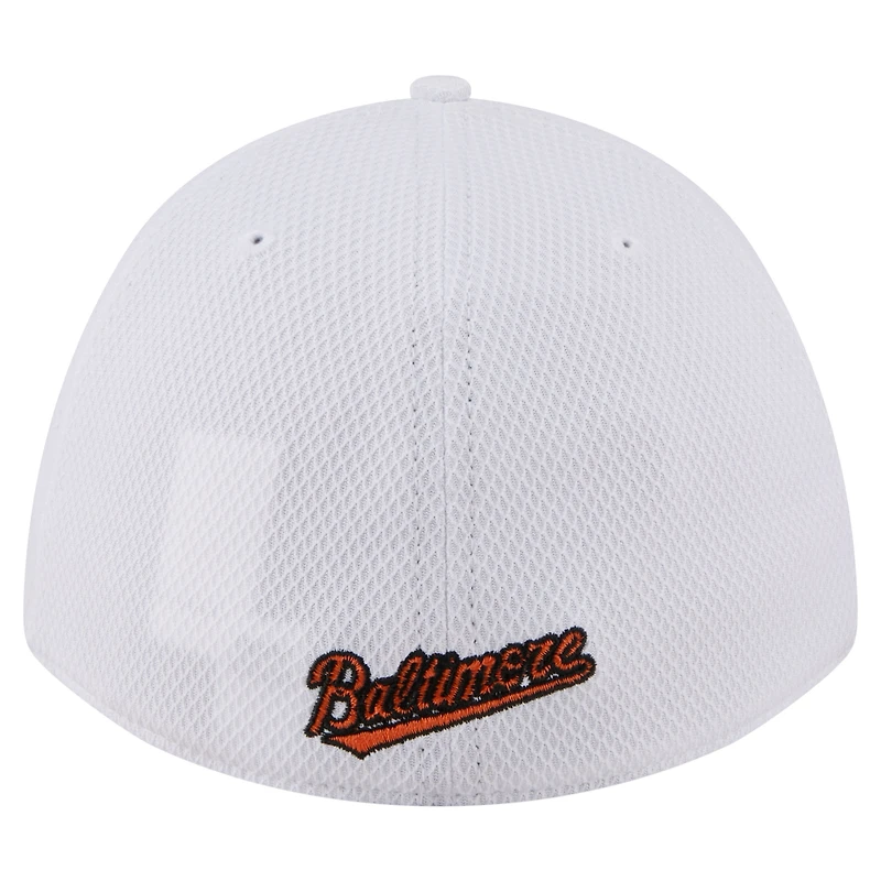 Men's New Era White Baltimore Orioles Cut n Sew 39THIRTY Flex Hat