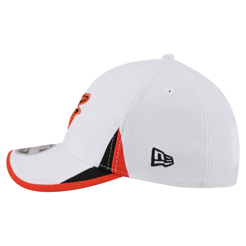 Men's New Era White Baltimore Orioles Cut n Sew 39THIRTY Flex Hat