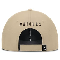 Casquette ajustable Nike Baltimore Orioles Desert Ripstop Club kaki pour homme