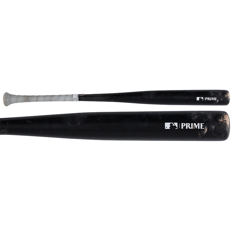 Batte dédicacée par Ryan Mountcastle des Baltimore Orioles, Black Louisville Slugger, utilisée lors du match contre les Texas Rangers le 27 juin 2024, avec l'inscription « GU 24 »