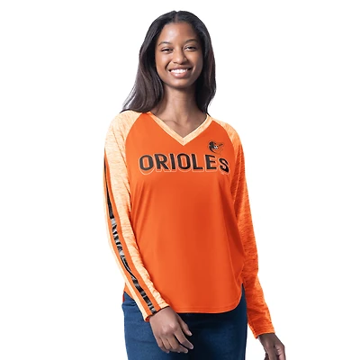 T-shirt à manches longues et col en V pour femme G-III 4Her par Carl Banks, orange, motif Top Dog des Baltimore Orioles