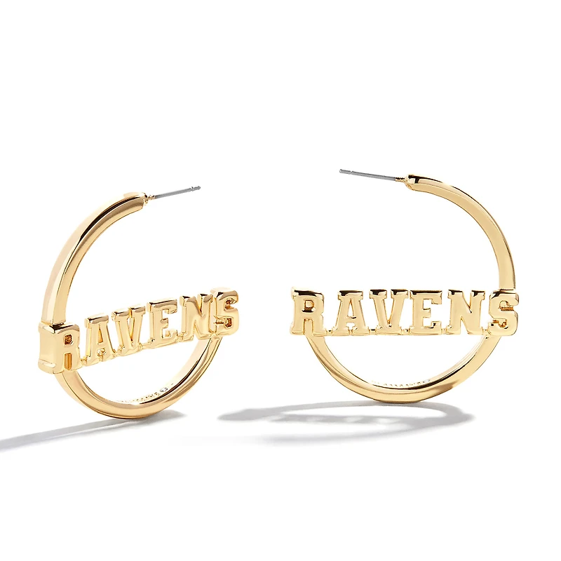 Boucles d'oreilles créoles BaubleBar avec logo des Baltimore Ravens