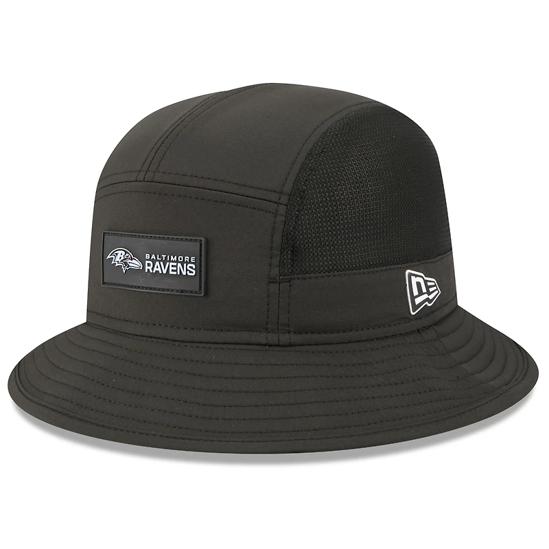 Bob noir New Era pour homme Baltimore Ravens 2025 Sideline